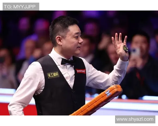 丁俊晖与希金斯在世锦赛的巅峰对决引发的热议与期待