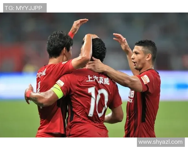 上港与恒丰激战正酣精彩直播尽在眼前不容错过的足球盛宴